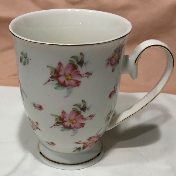 2 each Grace’s Teaware Pink Floral Tea/Coffee Cup - Picture 2 of 7